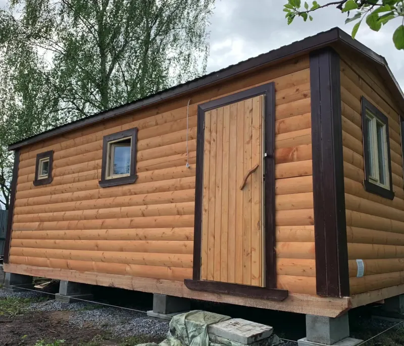 Мобильная баня на бетонных блоках — самый простой вариант фундамента