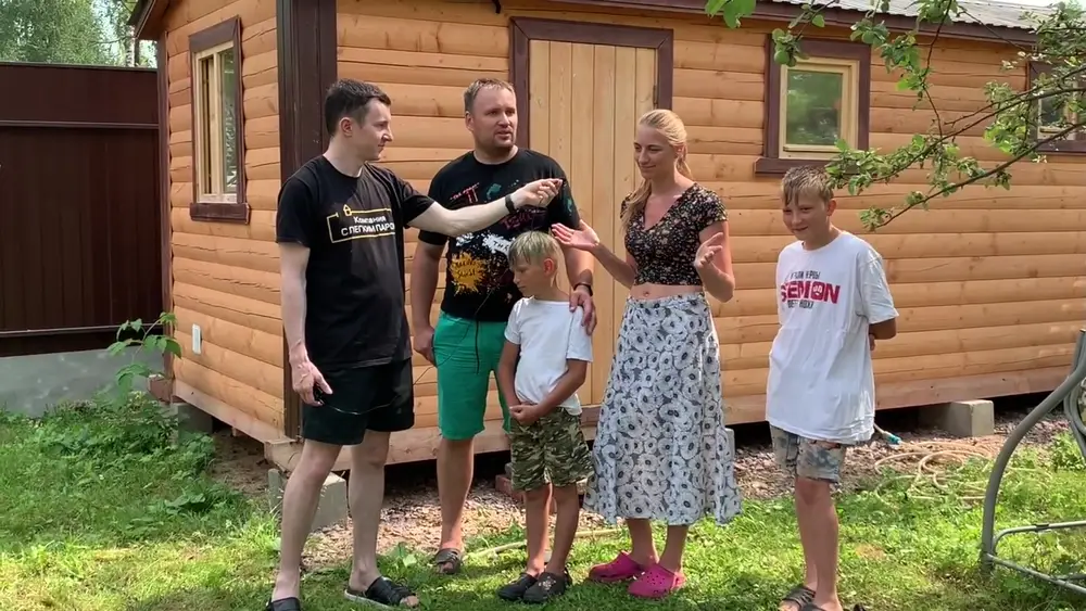 Интервью с семьёй Вотяковых о готовой бане 2,3×6