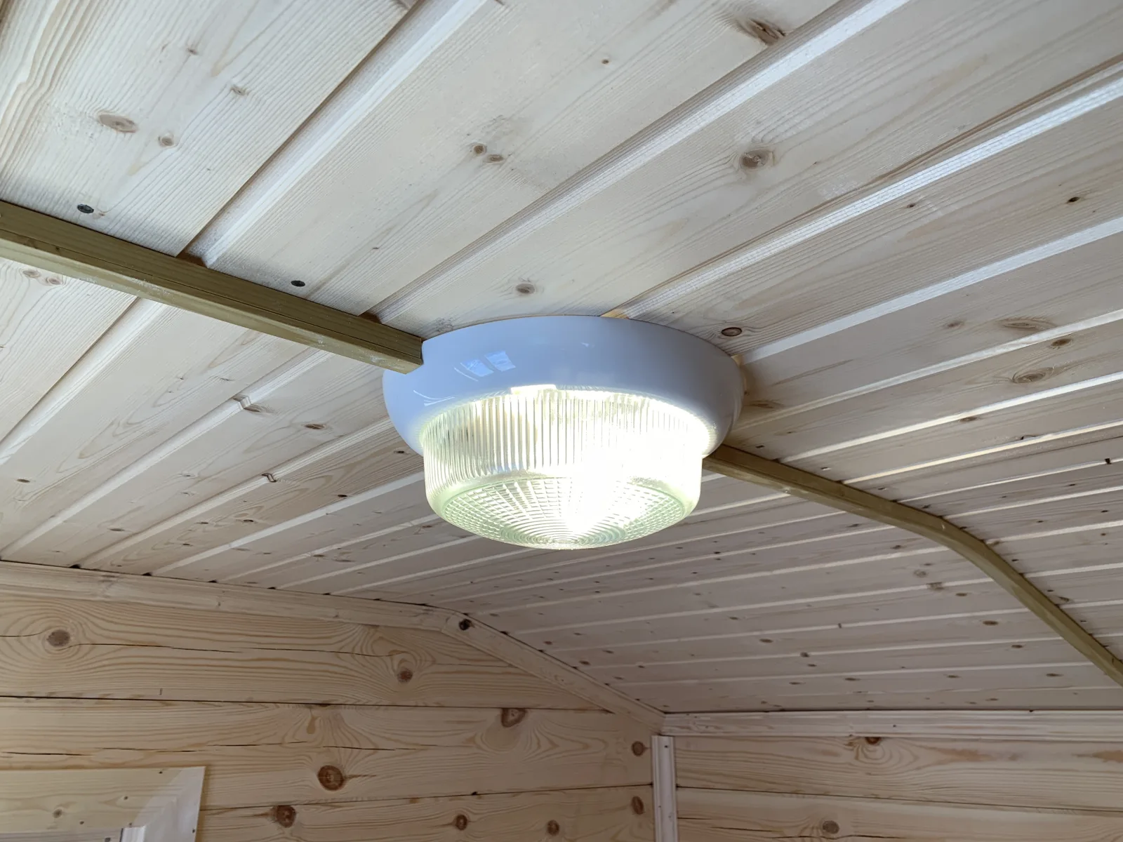 Баня 2,3×7 с крыльцом — фото 10